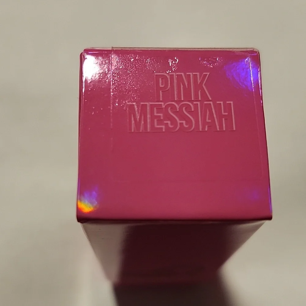 Jeffree Star Velvet Trap Lipstick in Pink Messiah